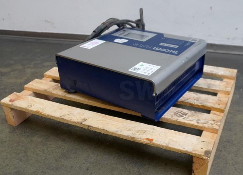 TRICOM FUTUR 24/65 - Batterie: das Bild 2 TRICOM FUTUR 24/65 - Batterie: das Bild 2