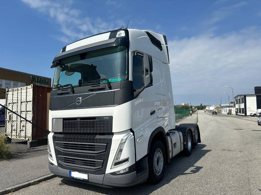 Volvo FH 62 TT serie nr 2251 - Sattelzugmaschine: das Bild 1 Volvo FH 62 TT serie nr 2251 - Sattelzugmaschine: das Bild 1