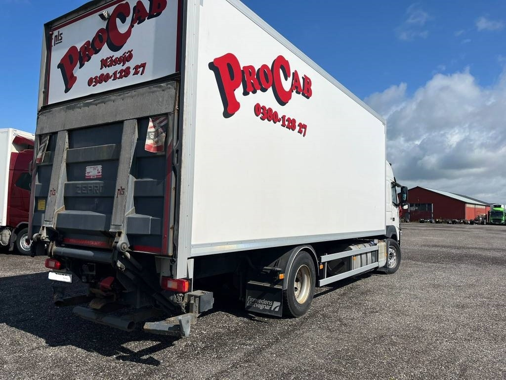 Volvo FM 370 SERIE NR 3722 - Koffer LKW: das Bild 3 Volvo FM 370 SERIE NR 3722 - Koffer LKW: das Bild 3