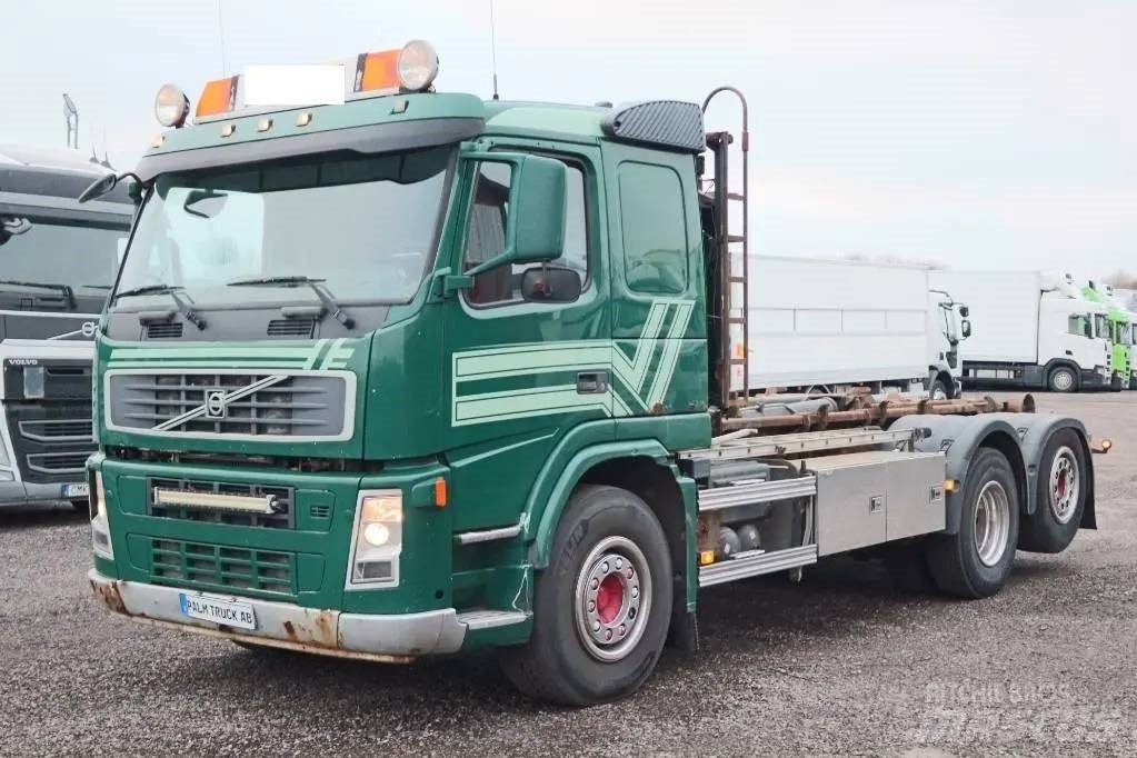 Volvo FM 400 6X2 JMNL Serie 8425 - Abrollkipper: das Bild 1 Volvo FM 400 6X2 JMNL Serie 8425 - Abrollkipper: das Bild 1