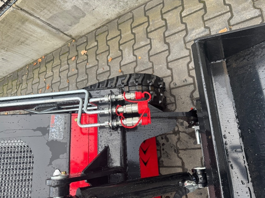 Captok CK 380 C - Laderaupe: das Bild 3 Captok CK 380 C - Laderaupe: das Bild 3