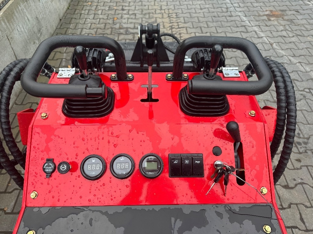 Captok CK 380 C - Laderaupe: das Bild 5 Captok CK 380 C - Laderaupe: das Bild 5