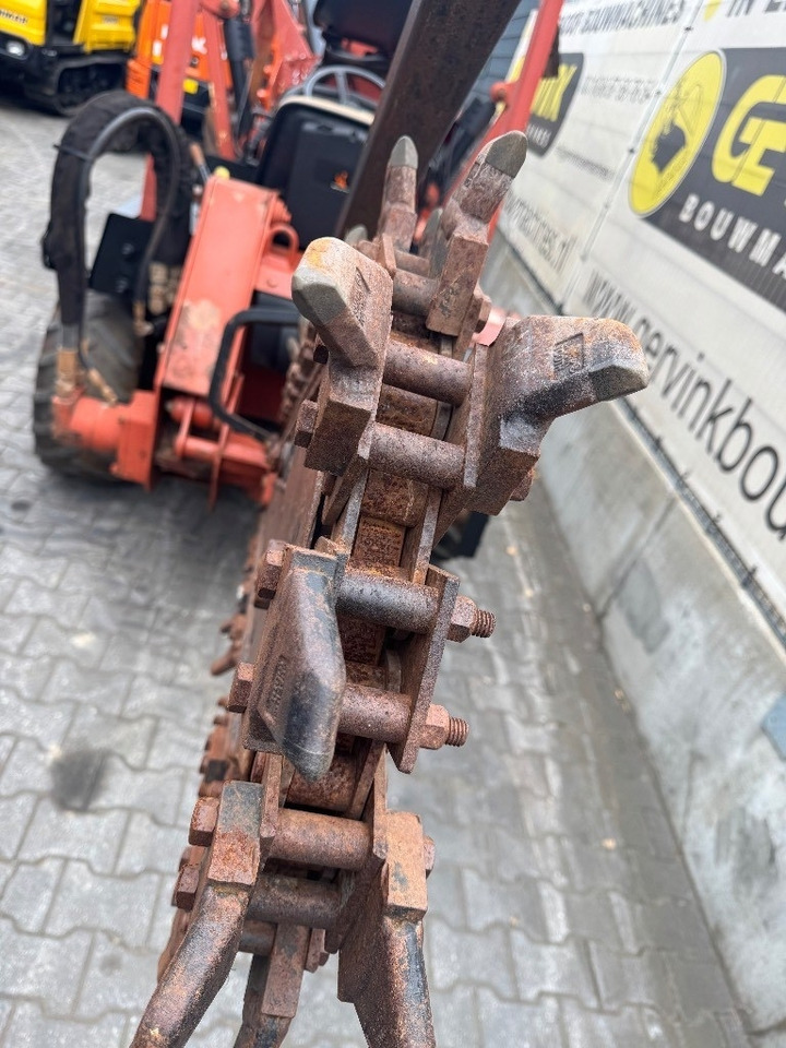 Grabenbagger/ Grabenfräse Ditch Witch RT 40: das Bild 6