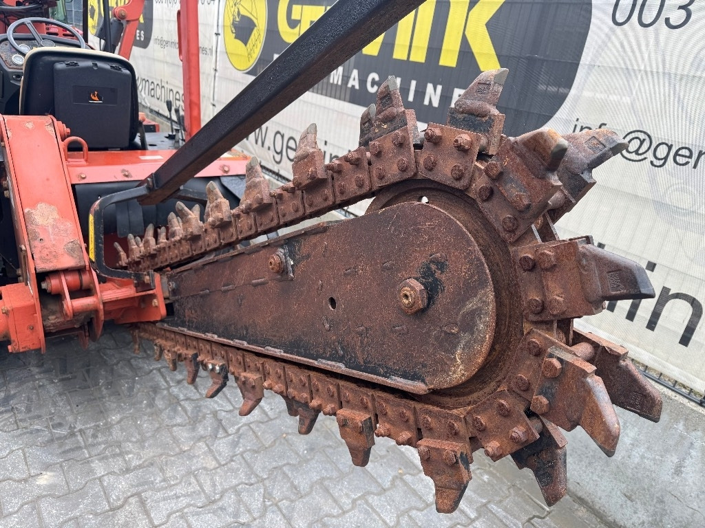Grabenbagger/ Grabenfräse Ditch Witch RT 40: das Bild 7