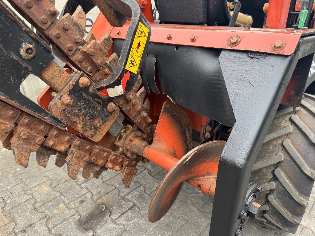 Grabenbagger/ Grabenfräse Ditch Witch RT 40: das Bild 13