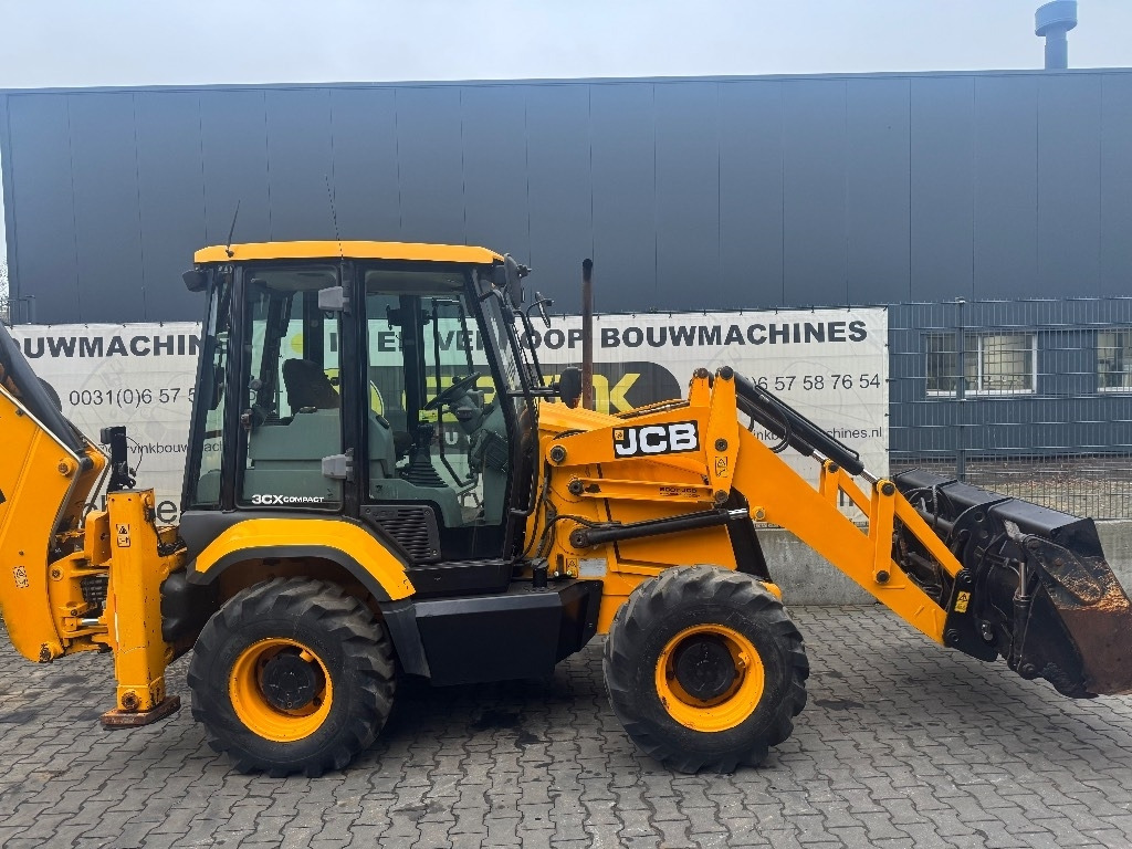 JCB 3CX compact - Baggerlader: das Bild 3 JCB 3CX compact - Baggerlader: das Bild 3