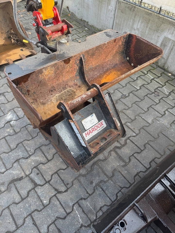 JCB 8018 - Minibagger: das Bild 4 JCB 8018 - Minibagger: das Bild 4