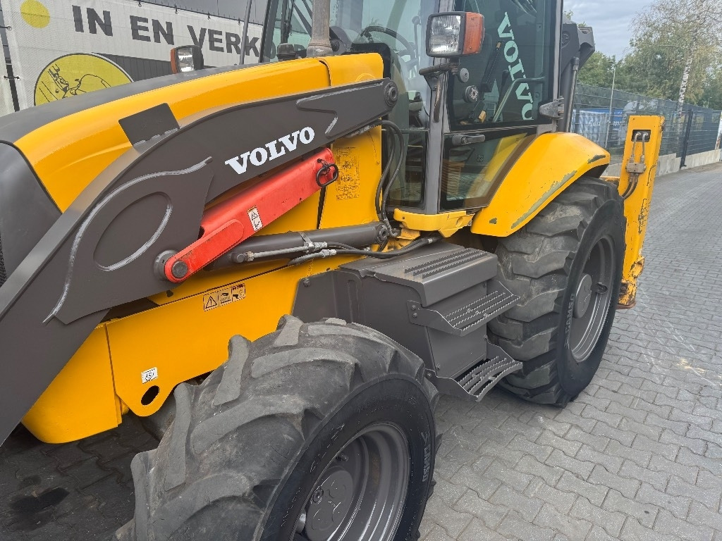Volvo BL 71 - Baggerlader: das Bild 4 Volvo BL 71 - Baggerlader: das Bild 4