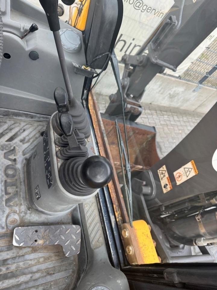 Baggerlader Volvo BL 71: das Bild 12