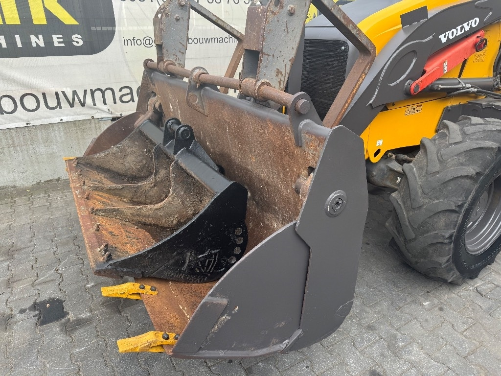 Volvo BL 71 - Baggerlader: das Bild 2 Volvo BL 71 - Baggerlader: das Bild 2