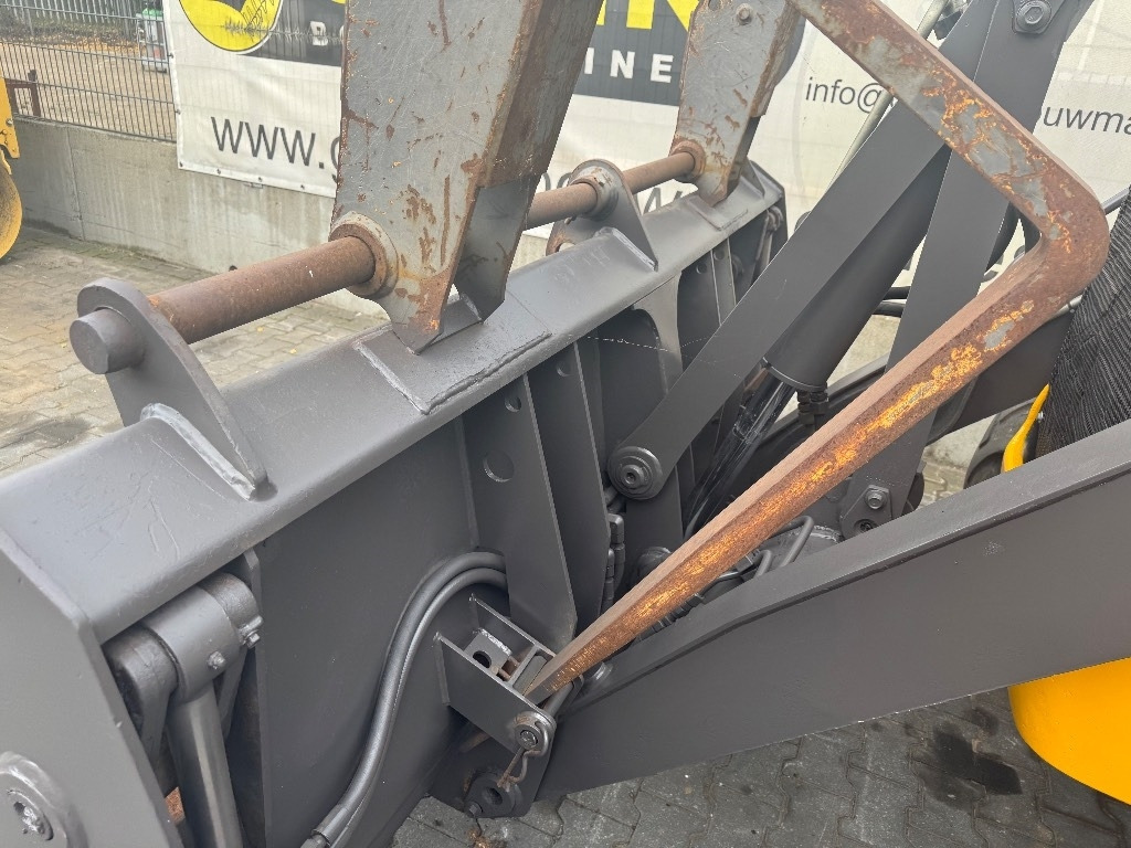 Volvo BL 71 - Baggerlader: das Bild 5 Volvo BL 71 - Baggerlader: das Bild 5