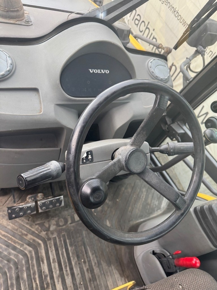 Baggerlader Volvo BL 71: das Bild 13