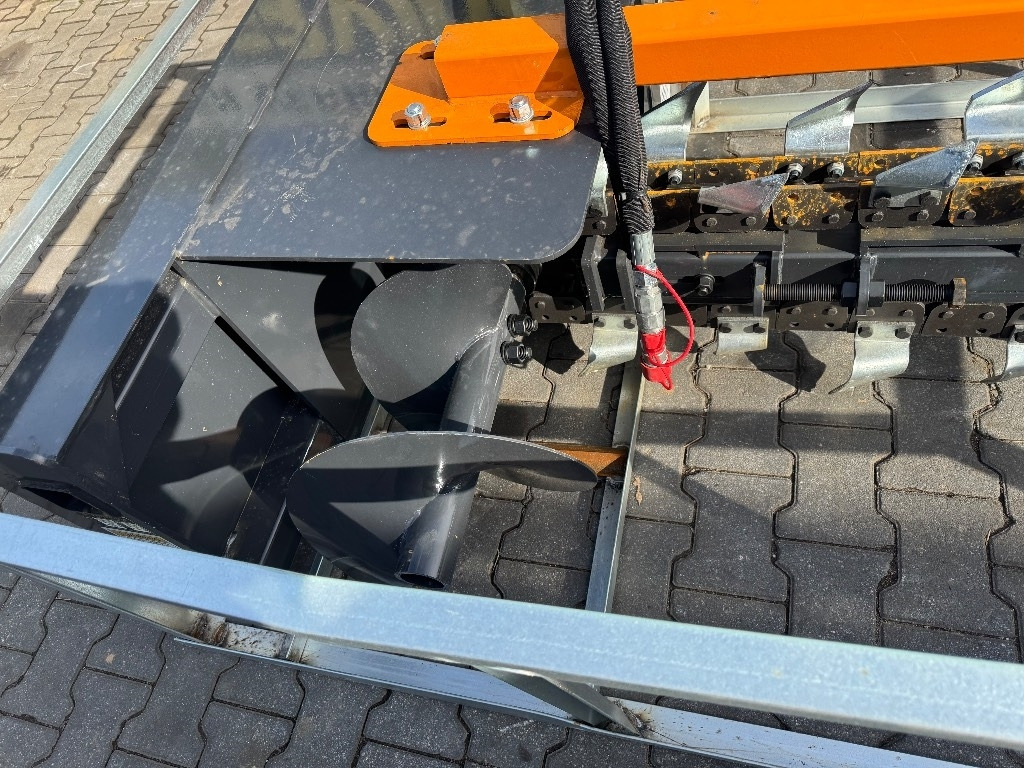 Wolverine TRC 12 -48 H - Grabenbagger/ Grabenfräse: das Bild 2 Wolverine TRC 12 -48 H - Grabenbagger/ Grabenfräse: das Bild 2