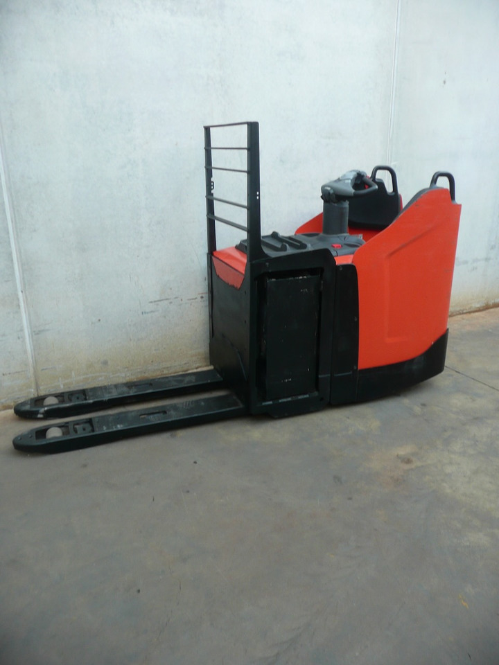 BT LPE 220 - Niederhubwagen: das Bild 2 BT LPE 220 - Niederhubwagen: das Bild 2