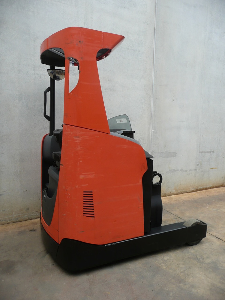 BT RRE 160 H - Schubmaststapler: das Bild 2 BT RRE 160 H - Schubmaststapler: das Bild 2