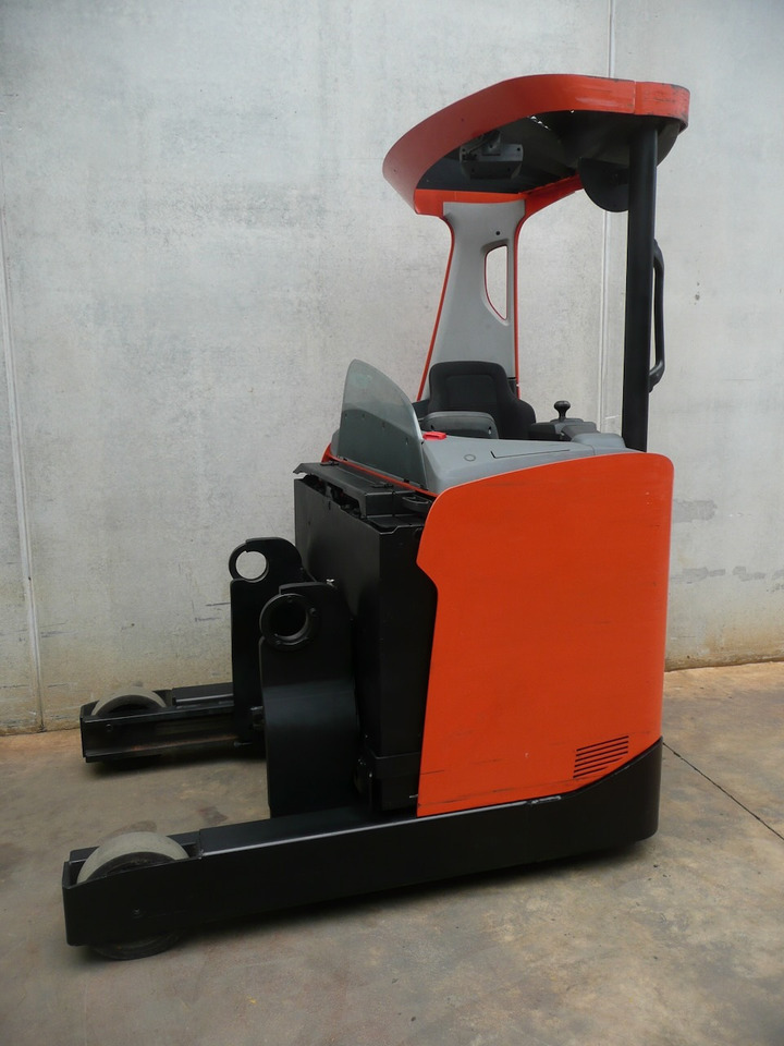 BT RRE 160 H - Schubmaststapler: das Bild 3 BT RRE 160 H - Schubmaststapler: das Bild 3