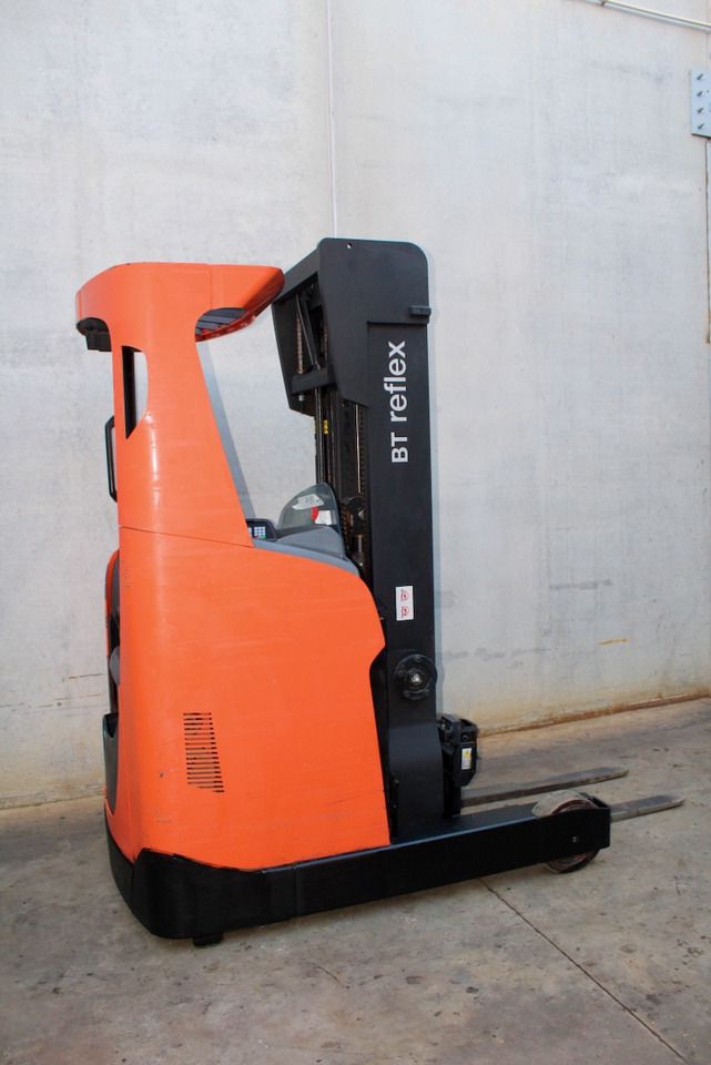 BT RRE 160 H - Schubmaststapler: das Bild 2 BT RRE 160 H - Schubmaststapler: das Bild 2