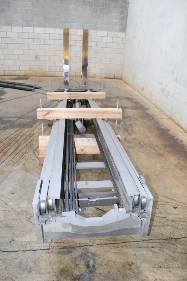 Schubmaststapler Jungheinrich ETV 216 1025 DZ: das Bild 9