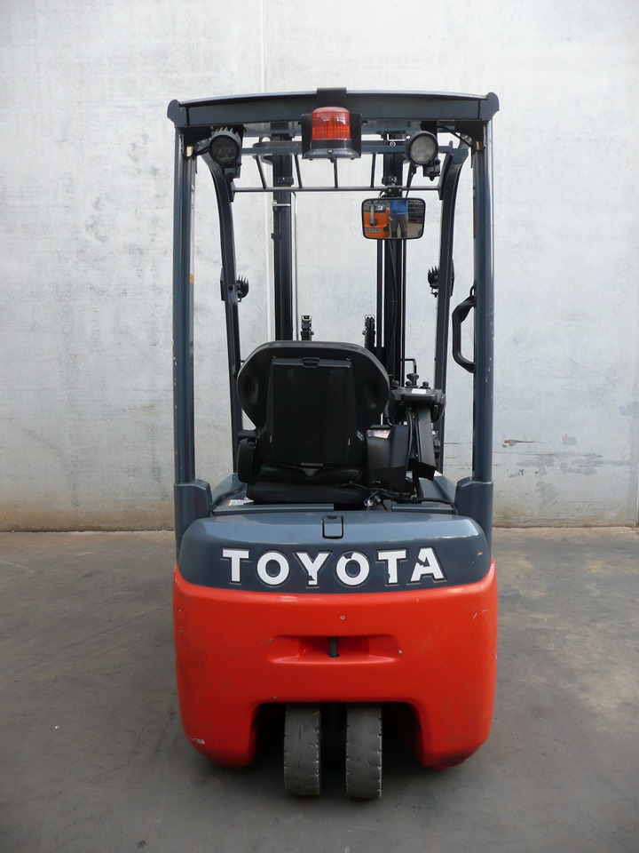 Elektrostapler Toyota 8FBE15T: das Bild 6