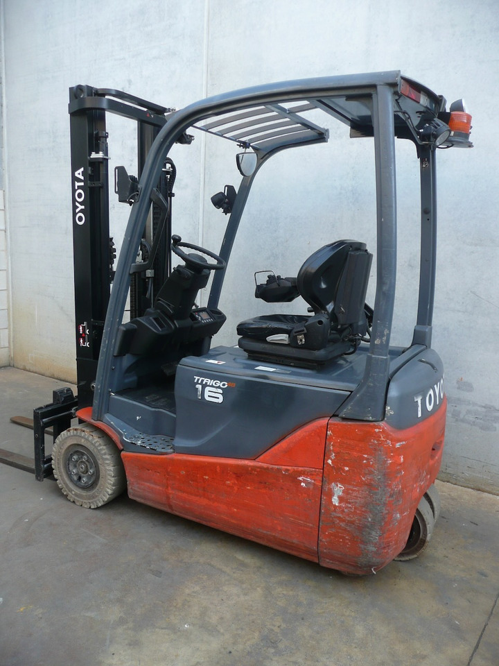 Toyota 8FBE16T - Elektrostapler: das Bild 4 Toyota 8FBE16T - Elektrostapler: das Bild 4