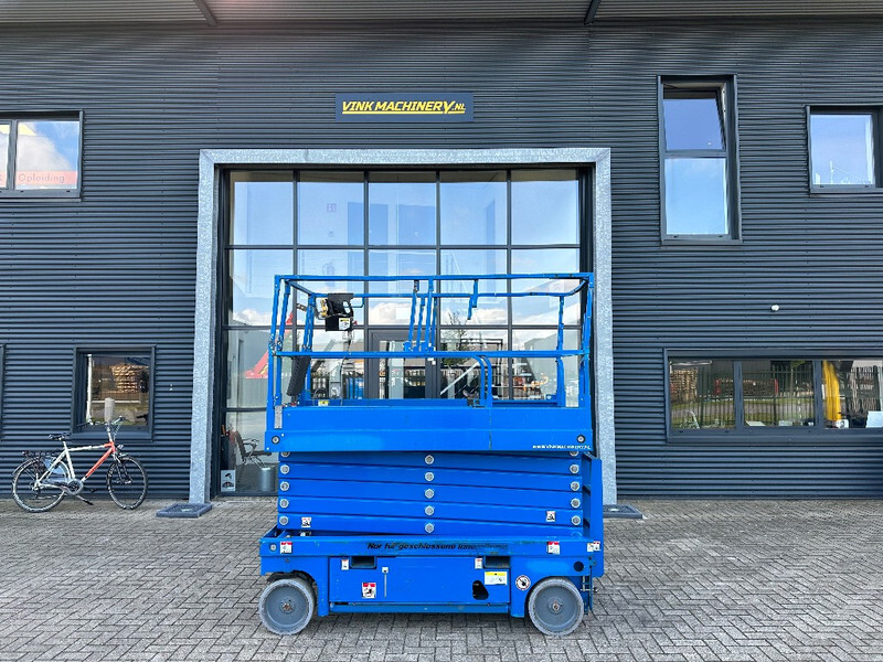 Haulotte Compact 14 - Scherenbühne: das Bild 1 Haulotte Compact 14 - Scherenbühne: das Bild 1
