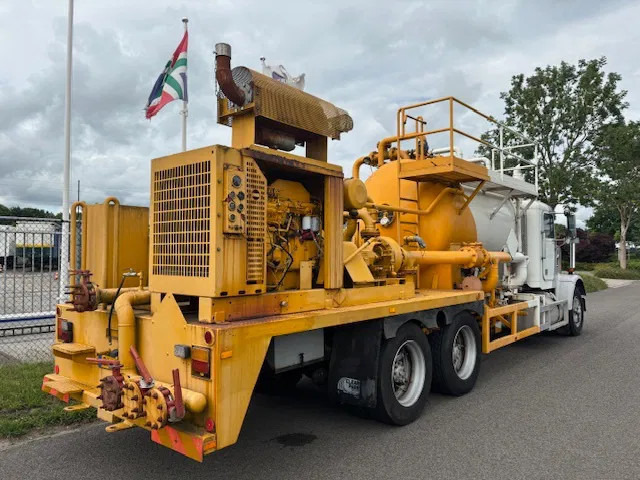 Freightliner 3 AXLE RIGID BODY chassis cabine (levering excl. opbouw) - Fahrgestell LKW: das Bild 4 Freightliner 3 AXLE RIGID BODY chassis cabine (levering excl. opbouw) - Fahrgestell LKW: das Bild 4