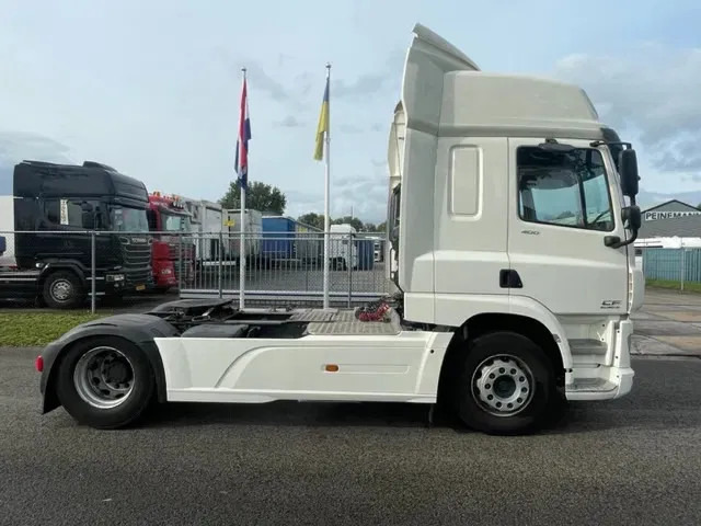 DAF CF 400 FT CF 400 Spacecab tractor head Top Condition - Sattelzugmaschine: das Bild 4 DAF CF 400 FT CF 400 Spacecab tractor head Top Condition - Sattelzugmaschine: das Bild 4