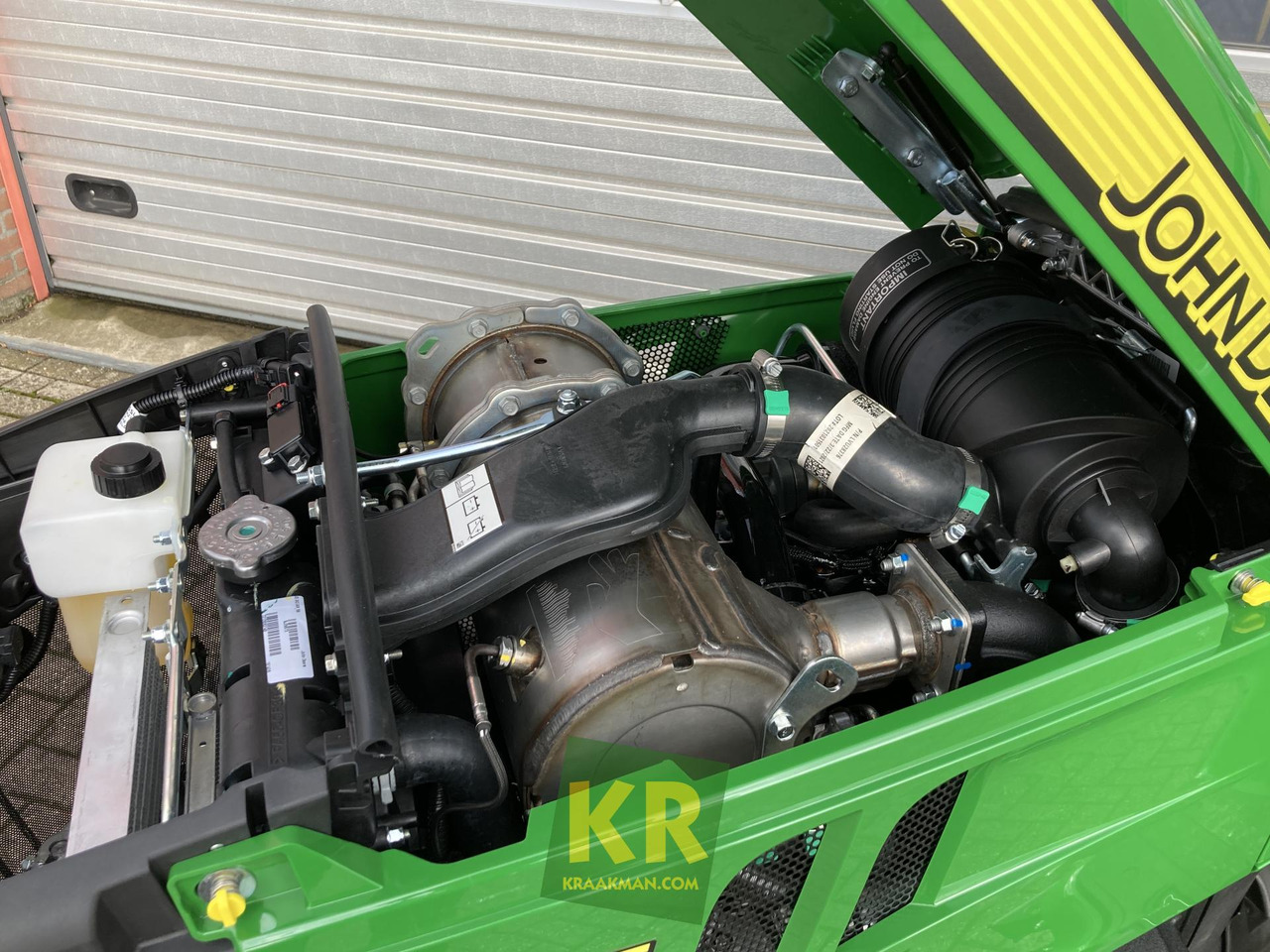 3038E John Deere - Kleintraktor: das Bild 4 3038E John Deere - Kleintraktor: das Bild 4