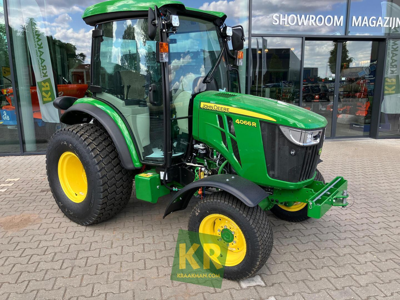 4066R John Deere - Kleintraktor: das Bild 1 4066R John Deere - Kleintraktor: das Bild 1