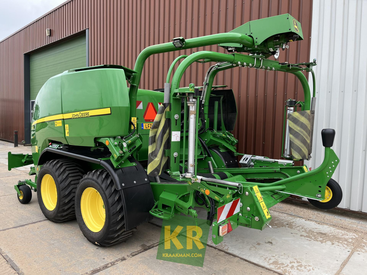 C441R John Deere - Rundballenpresse: das Bild 3 C441R John Deere - Rundballenpresse: das Bild 3