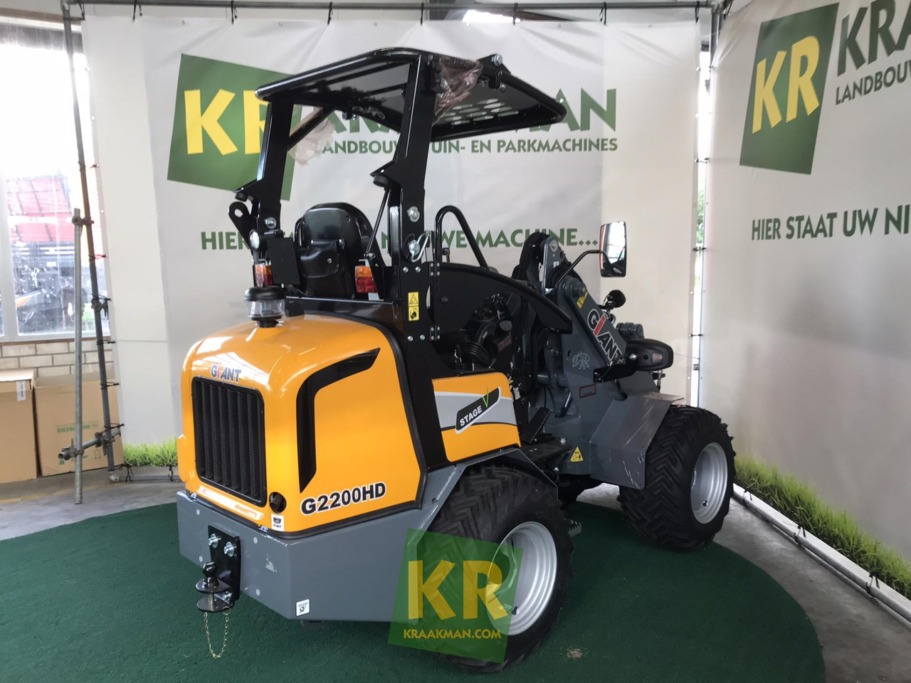 Giant G2200 - Hoflader: das Bild 3 Giant G2200 - Hoflader: das Bild 3