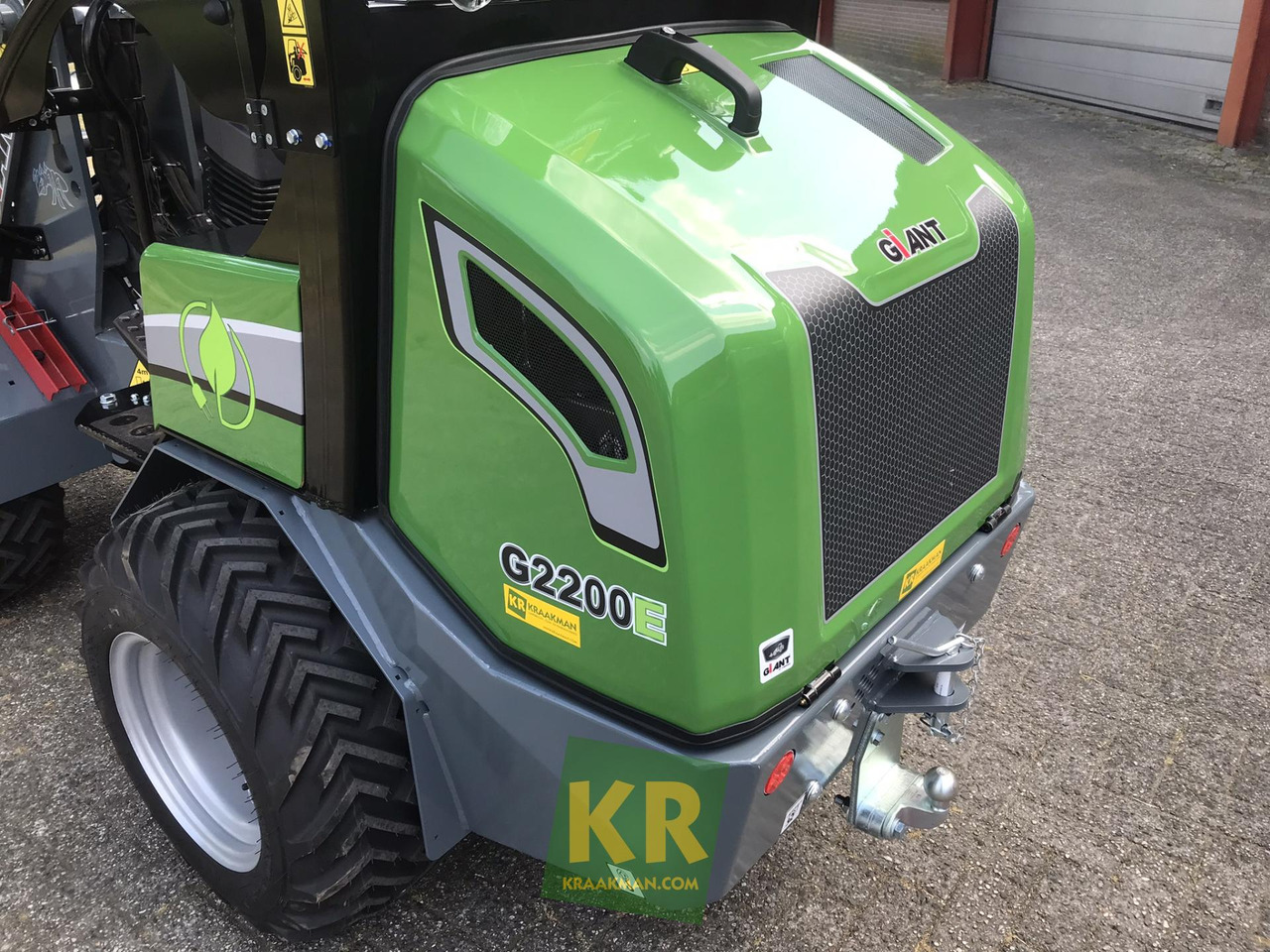 Giant G2200E - Hoflader: das Bild 5 Giant G2200E - Hoflader: das Bild 5
