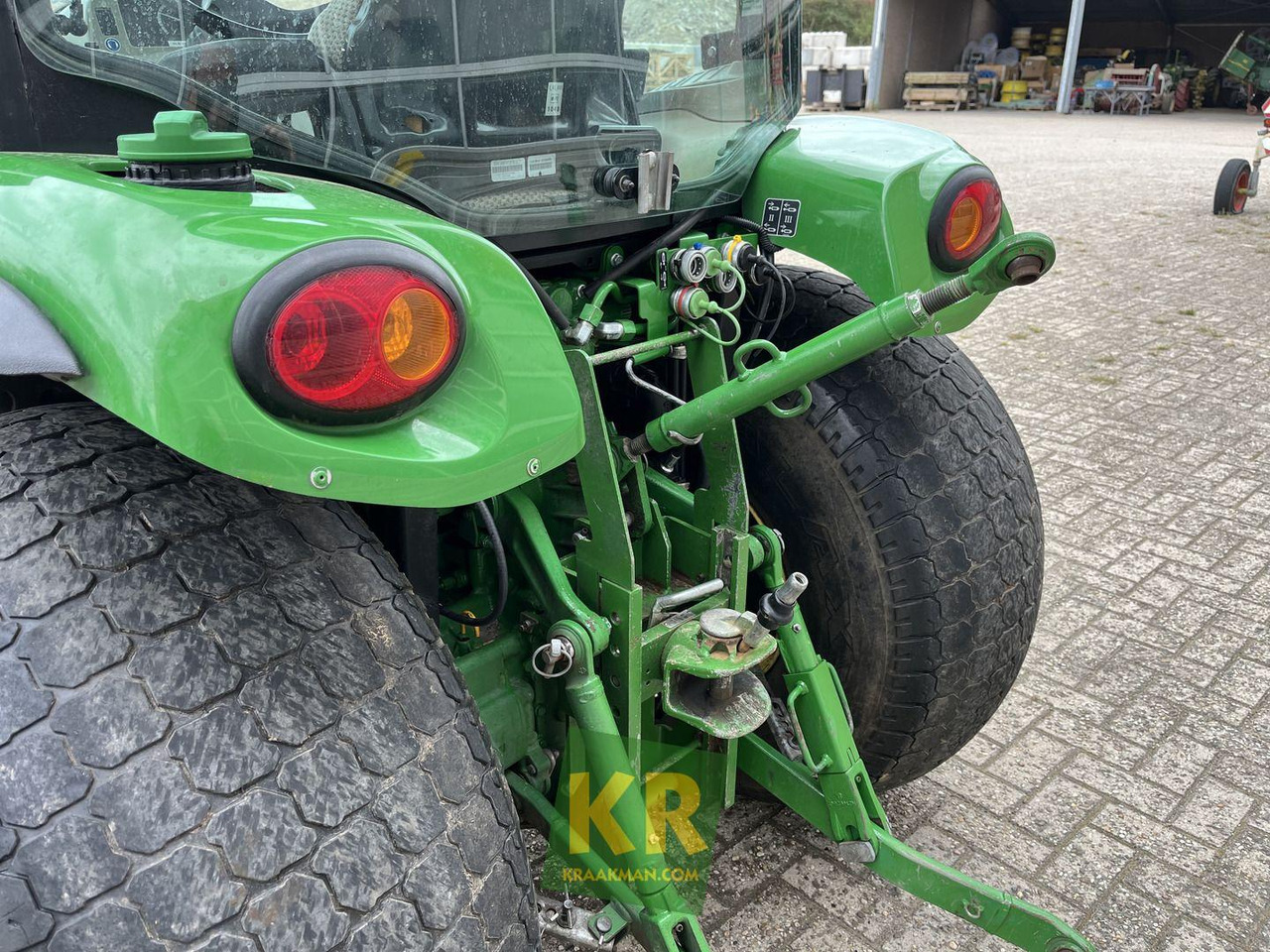 John Deere 3038R - Kleintraktor: das Bild 5 John Deere 3038R - Kleintraktor: das Bild 5
