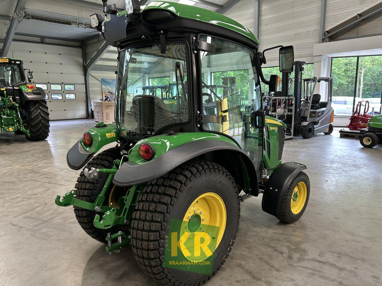 John Deere 3046R - Kleintraktor: das Bild 5 John Deere 3046R - Kleintraktor: das Bild 5