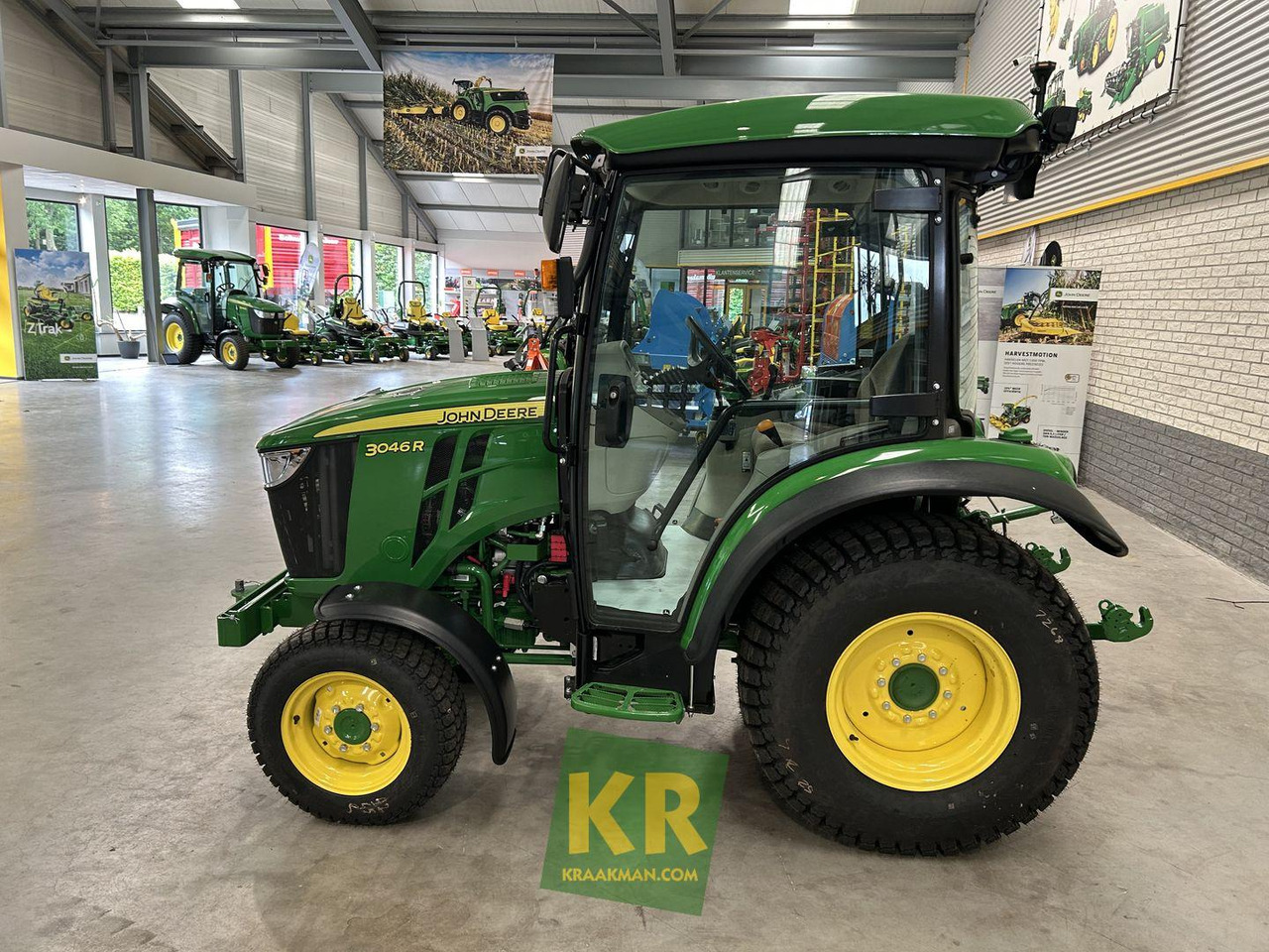 John Deere 3046R - Kleintraktor: das Bild 4 John Deere 3046R - Kleintraktor: das Bild 4