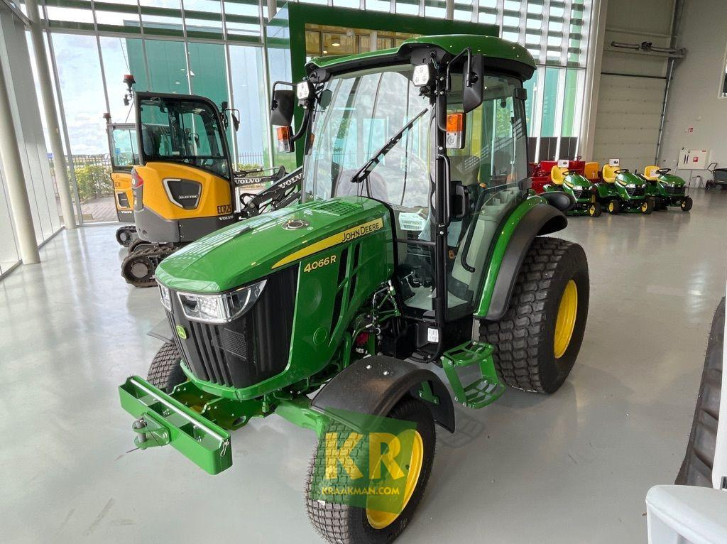 John Deere 4066R - Kleintraktor: das Bild 2 John Deere 4066R - Kleintraktor: das Bild 2