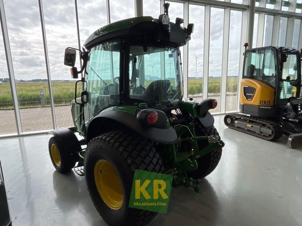 John Deere 4066R - Kleintraktor: das Bild 5 John Deere 4066R - Kleintraktor: das Bild 5