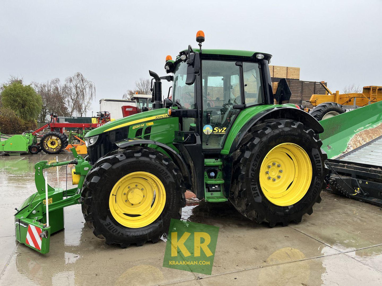 John Deere 6120M - Traktor: das Bild 1 John Deere 6120M - Traktor: das Bild 1