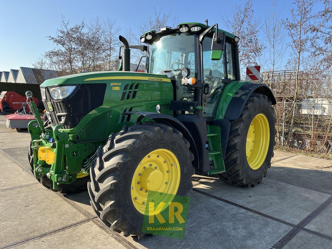Traktor John Deere 6155M: das Bild 1