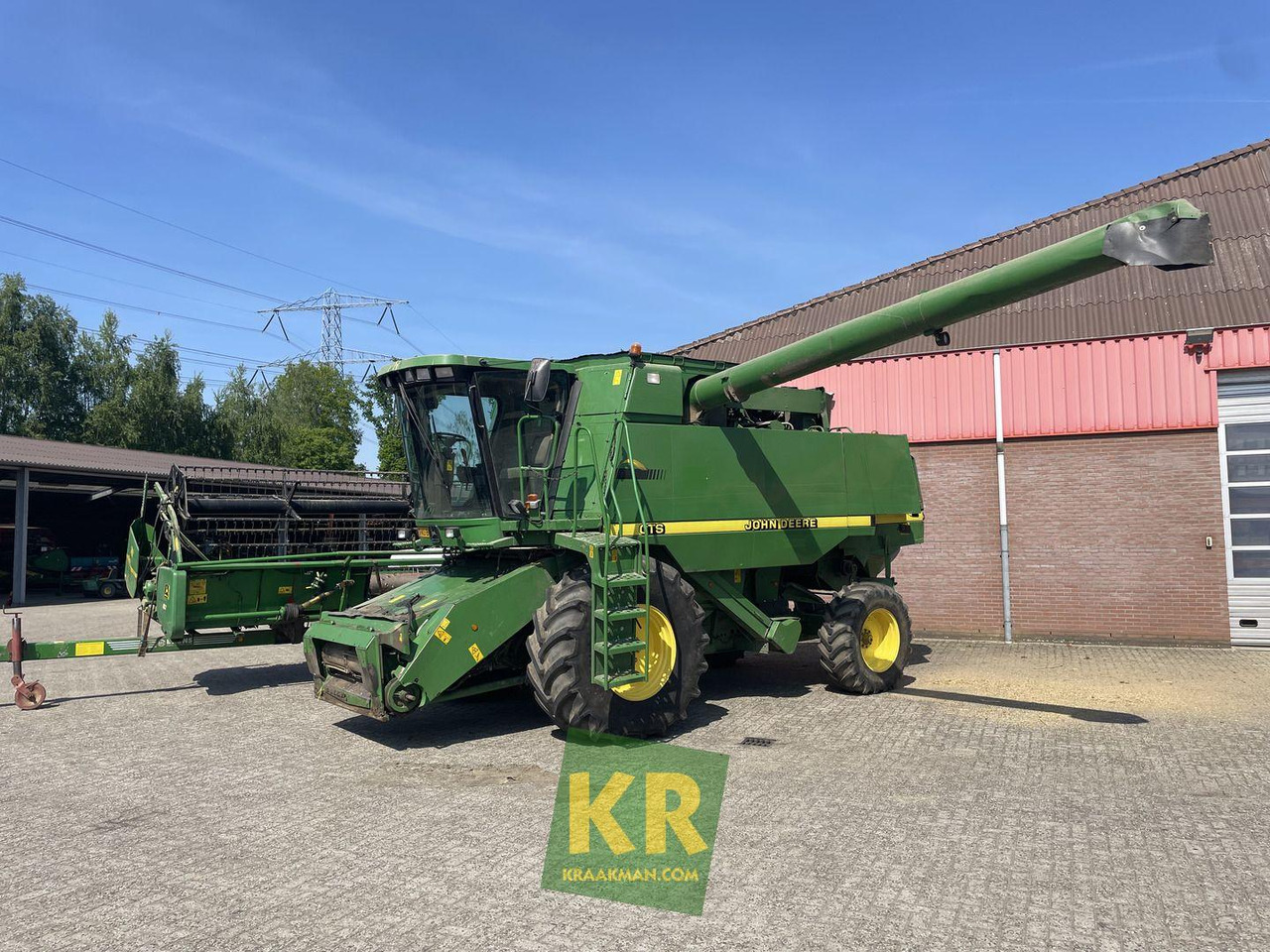 John Deere CTS - Mähdrescher: das Bild 1 John Deere CTS - Mähdrescher: das Bild 1