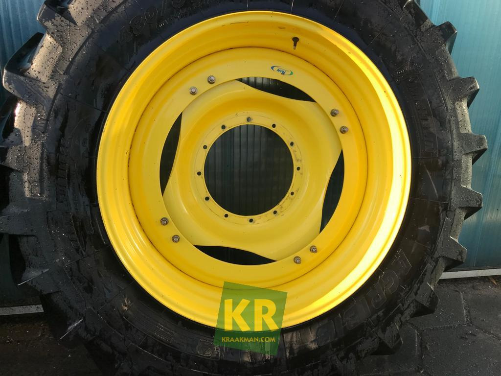 Michelin Banden Michelin - Komplettrad für Landmaschine: das Bild 5 Michelin Banden Michelin - Komplettrad für Landmaschine: das Bild 5