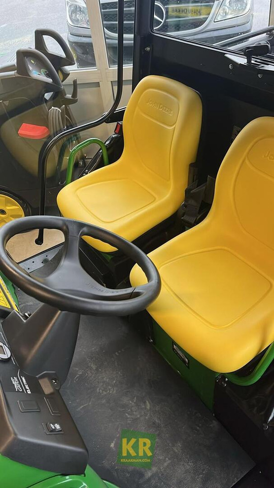 TE 4X2 John Deere - Quad: das Bild 2 TE 4X2 John Deere - Quad: das Bild 2