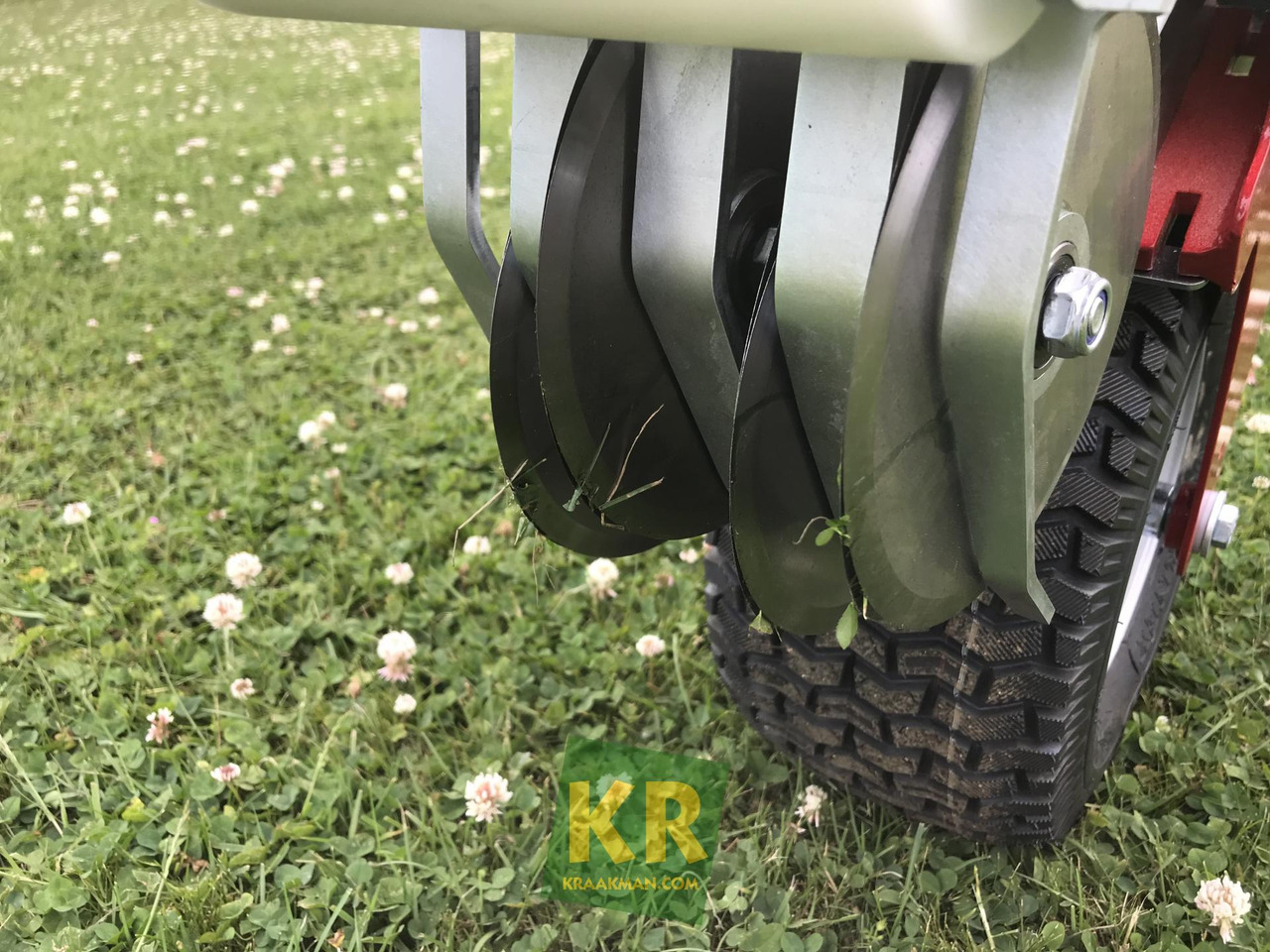Vredo Turf Buddy - Technik für Bodenbearbeitung: das Bild 5 Vredo Turf Buddy - Technik für Bodenbearbeitung: das Bild 5