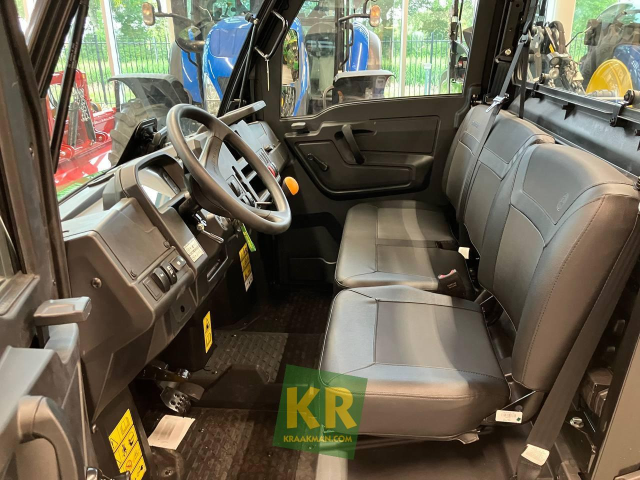 XUV 875M John Deere - Quad: das Bild 2 XUV 875M John Deere - Quad: das Bild 2