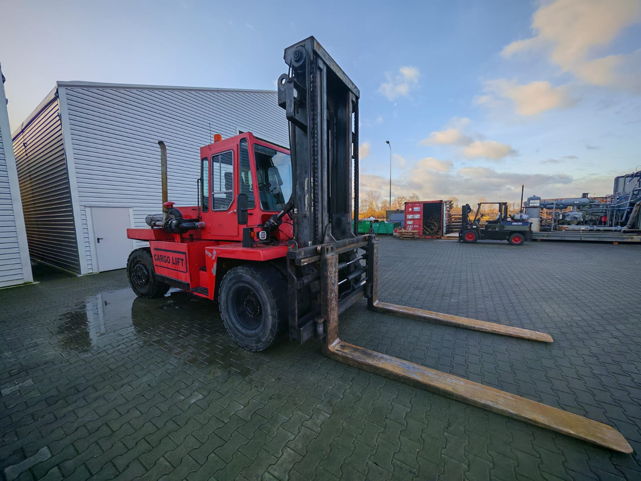 KALMAR LMV 16-1200 - Dieselstapler: das Bild 2 KALMAR LMV 16-1200 - Dieselstapler: das Bild 2