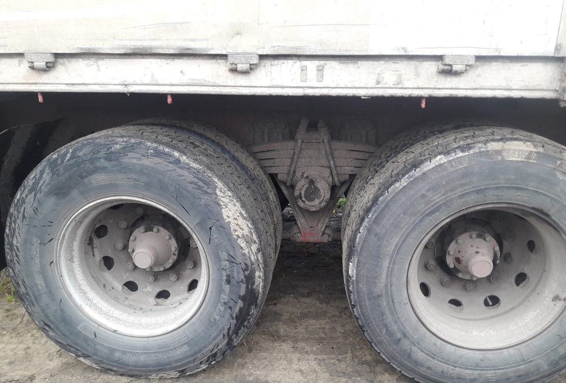 SCANIA 113 H 380 6X4 - Fahrgestell LKW: das Bild 5 SCANIA 113 H 380 6X4 - Fahrgestell LKW: das Bild 5