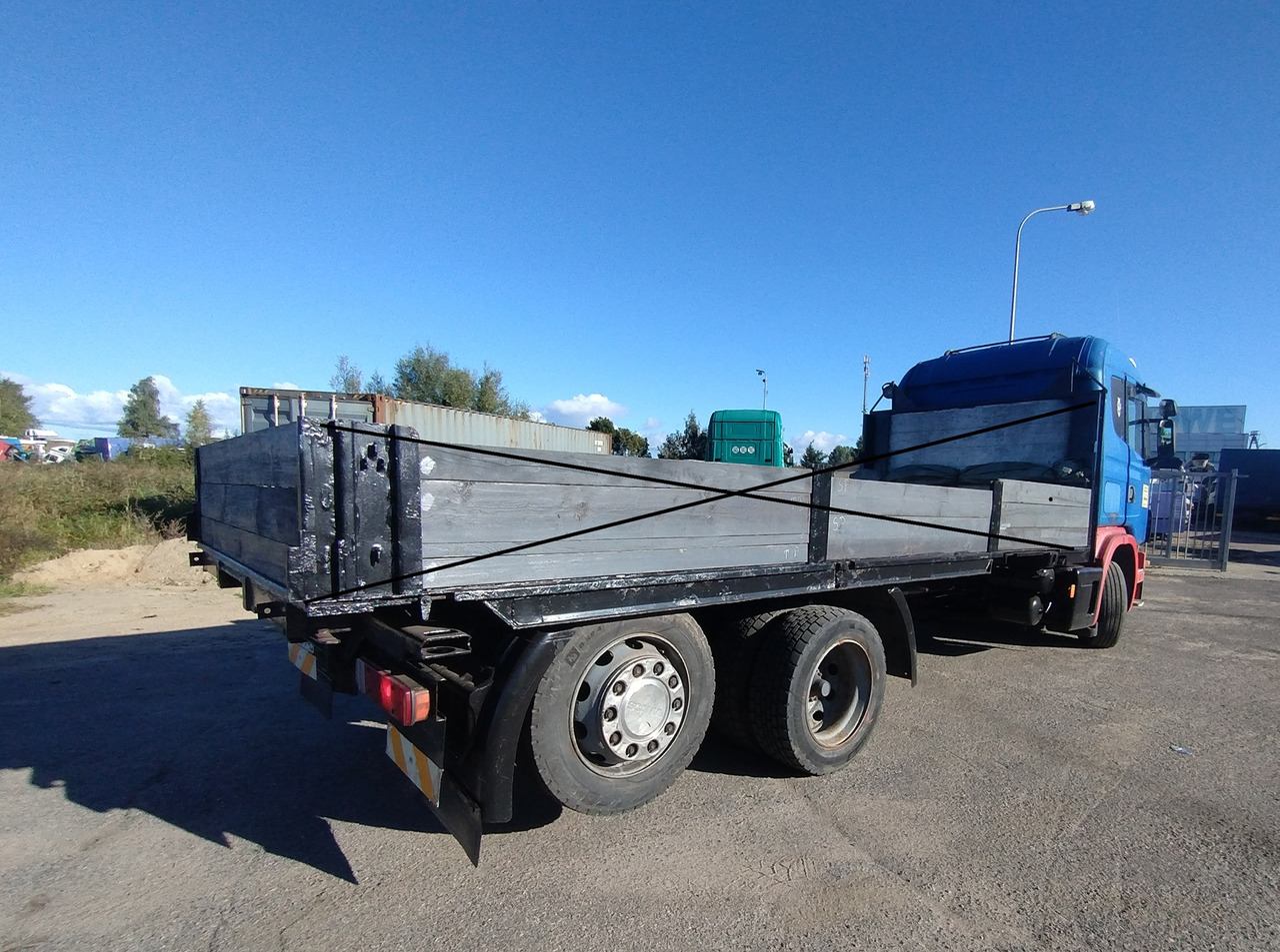 SCANIA R 114 380 6x2 - Fahrgestell LKW: das Bild 3 SCANIA R 114 380 6x2 - Fahrgestell LKW: das Bild 3