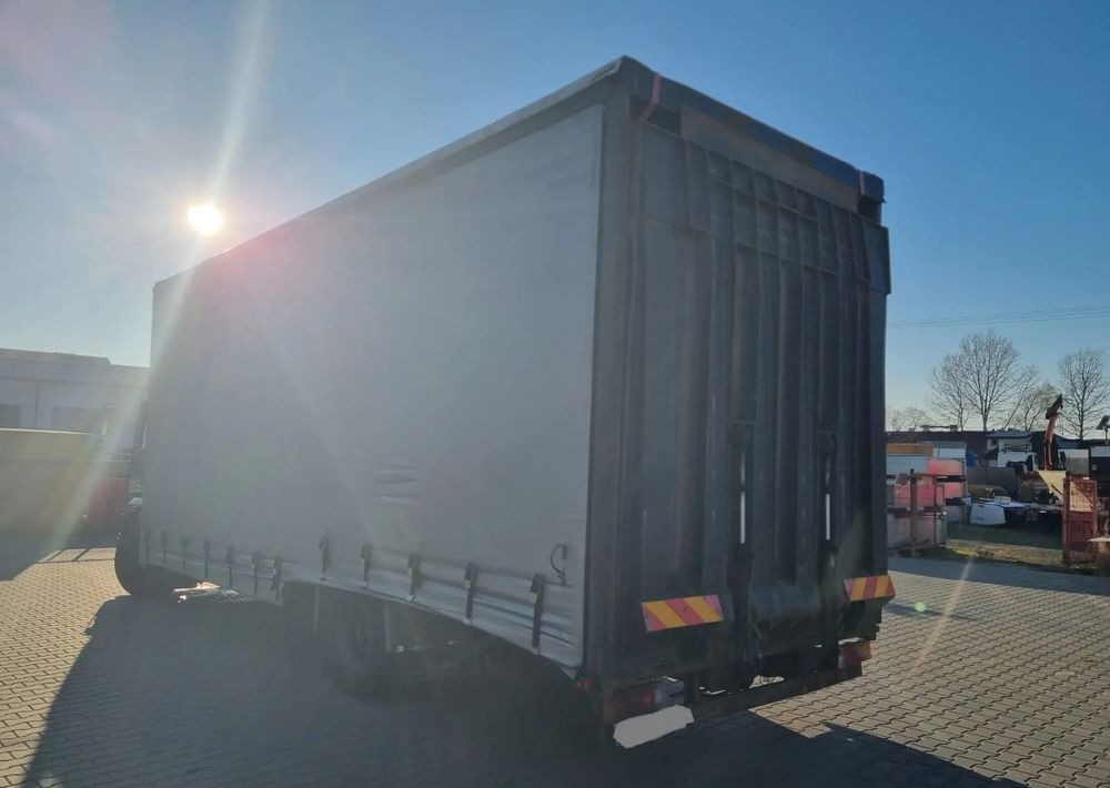 MAN LE 15 220 - Abschleppwagen: das Bild 4 MAN LE 15 220 - Abschleppwagen: das Bild 4