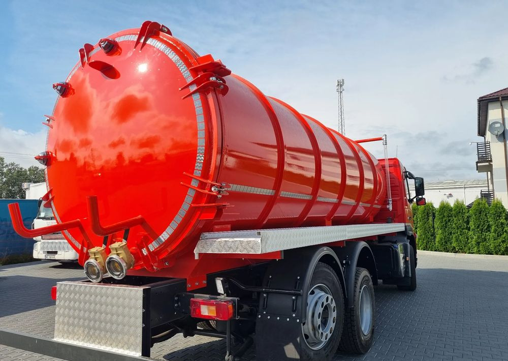 Volvo FM 410 - Müllwagen: das Bild 3 Volvo FM 410 - Müllwagen: das Bild 3