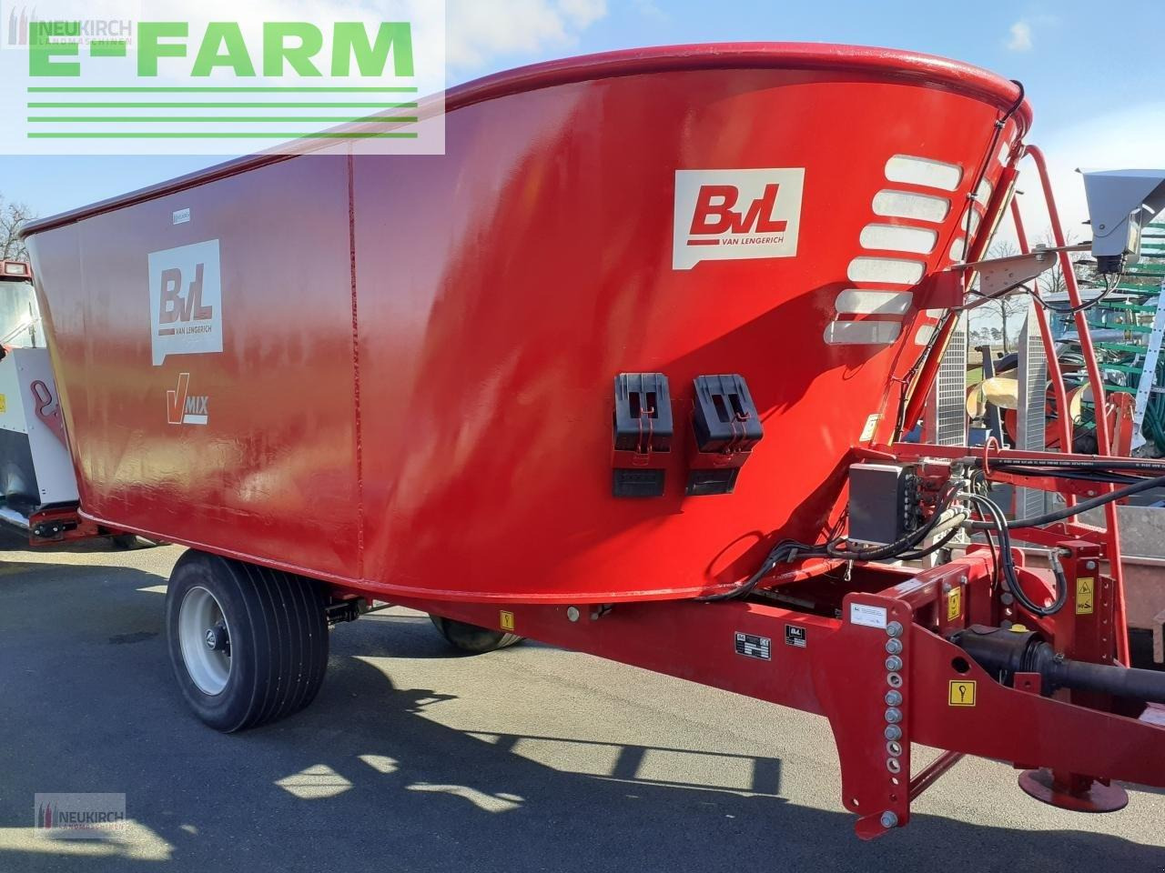 BVL - van Lengerich v-mix 18-2s (18 m³) - Fütterungstechnik: das Bild 1 BVL - van Lengerich v-mix 18-2s (18 m³) - Fütterungstechnik: das Bild 1